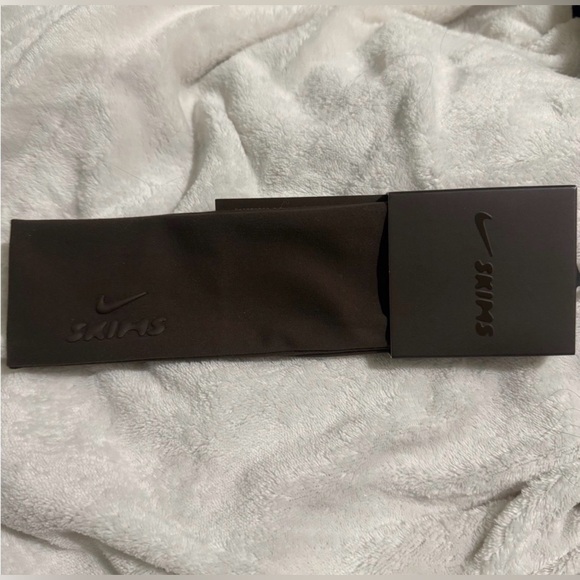 SKIMS X NIKE Dark Sepia Brown Headband NWT
